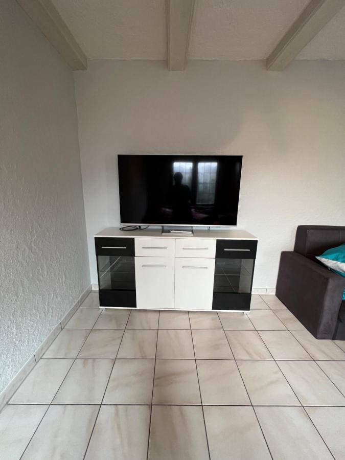 Tiny Apartment With Amazing View, Garden & Terras Schattdorf Esterno foto